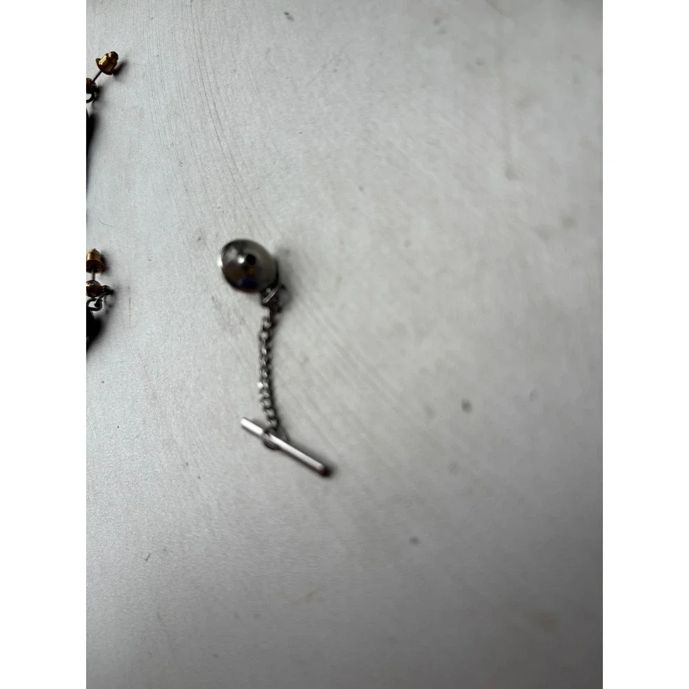 Vintage Silver Tone Black Enamel‎ Initial Letter F Tie Tack with T-Bar Chain